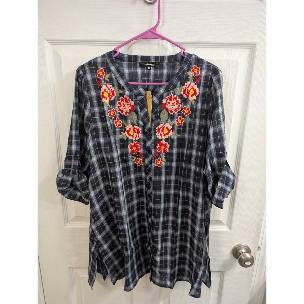 Andree by Unit Tunic Women Roll Tab Sleeve Blue Floral Embroidered NWT - Size M